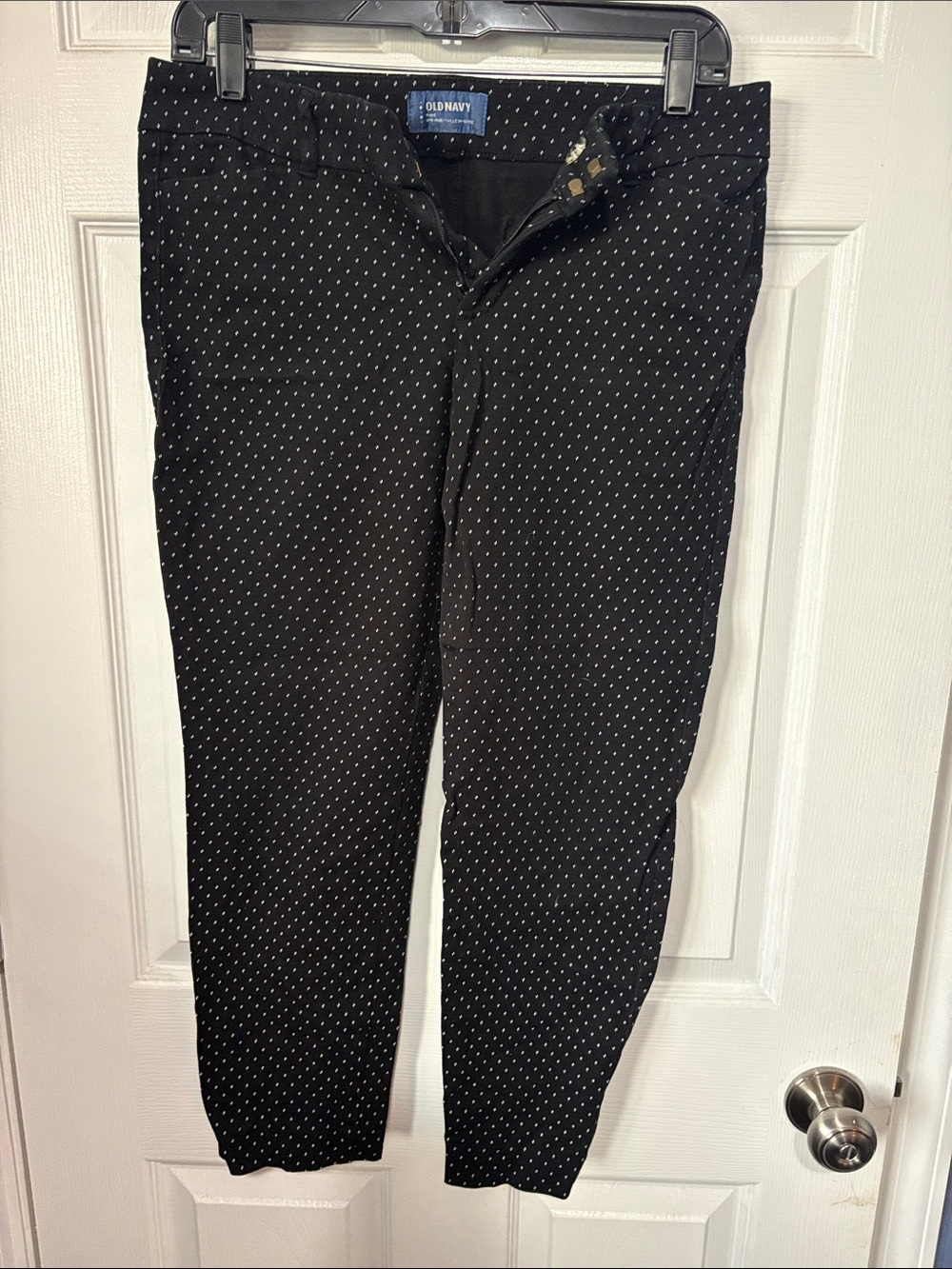 Old Navy Black Slim Capris with White Micro-Dot Print